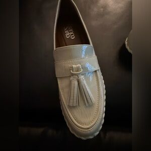 Franco Sarto Carolynn Tassel Loafers with Black Lug Sole Sz 8